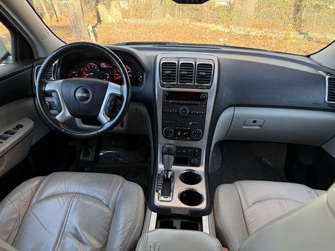 Used 2009 GMC Acadia SLT image 30