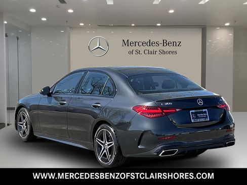 Used 2025 Mercedes-Benz C 300 4MATIC Sedan image 3