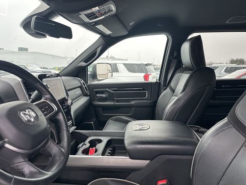 Used 2021 RAM 2500 Laramie w/ Night Edition image 16