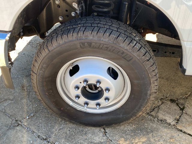 New 2025 Ford F350 XL w/ XL Chrome Package AWD/4WD image 5