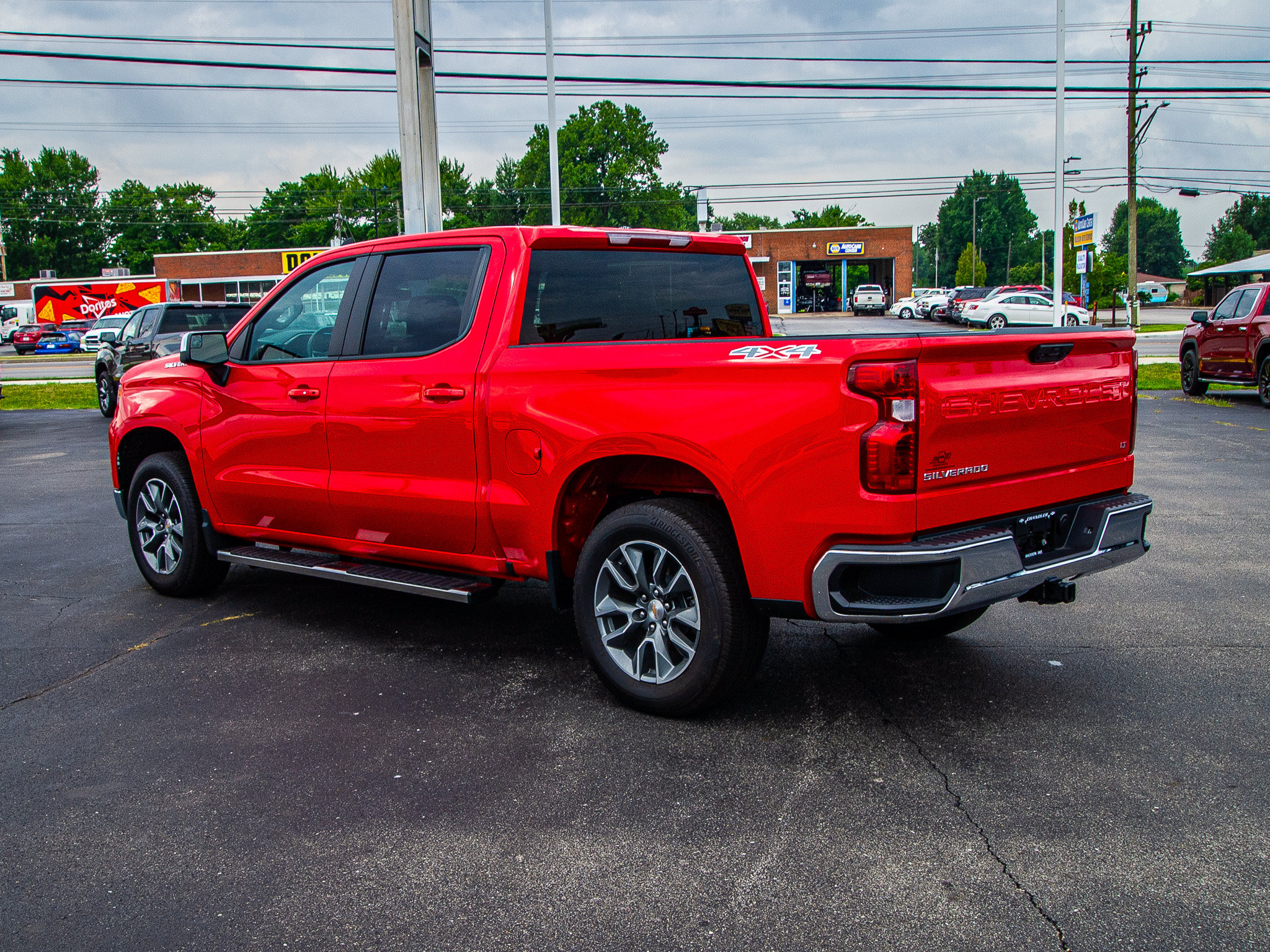 Used 2026 Chevrolet Silverado 1500 LT AWD/4WD image 5