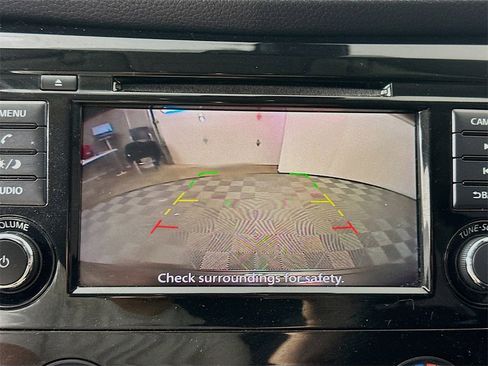 Used 2019 Nissan Rogue S image 13