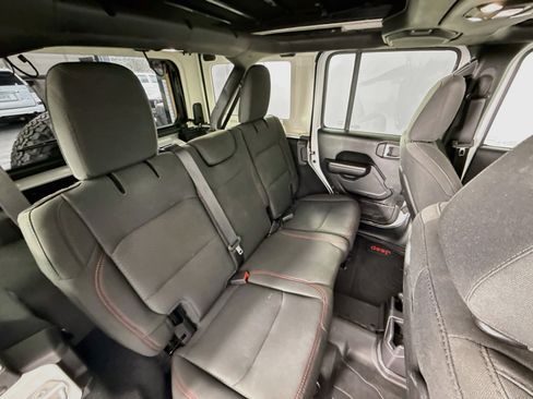 Used 2021 Jeep Wrangler Unlimited Rubicon AWD/4WD image 26