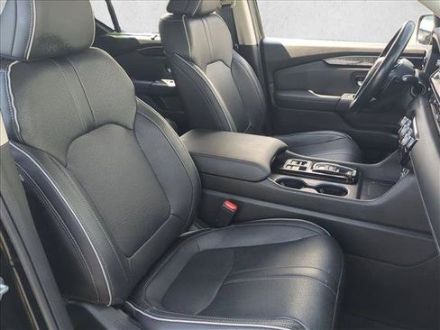 Used 2023 Honda Pilot Elite image 24