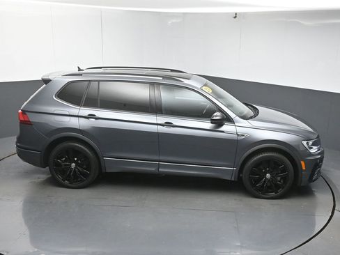 Used 2021 Volkswagen Tiguan SE R-Line image 49