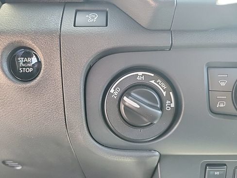 New 2026 Nissan Frontier SV w/ SV Convenience Package AWD/4WD image 29