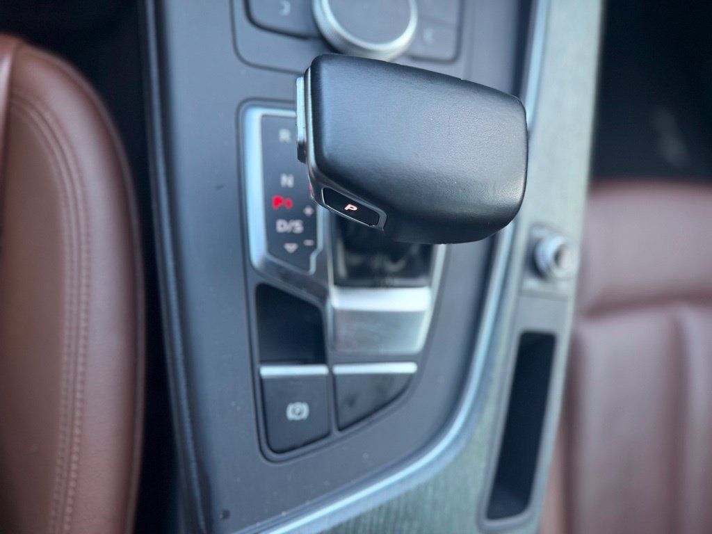 Used 2019 Audi A4 2.0T Premium w/ Convenience Package FWD image 26