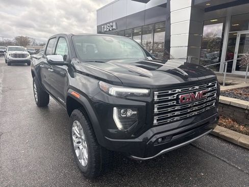 New 2026 GMC Canyon Denali w/ LPO, Denali Black Edition image 1