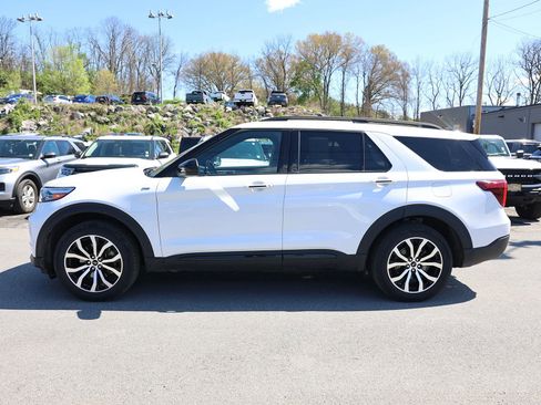 Used 2024 Ford Explorer ST-Line w/ Class IV Trailer Tow Package AWD/4WD image 4