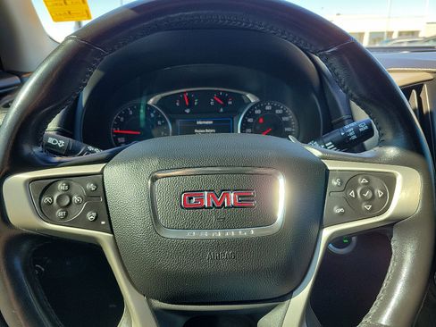 Used 2018 GMC Terrain Denali w/ Advanced Safety Package image 20