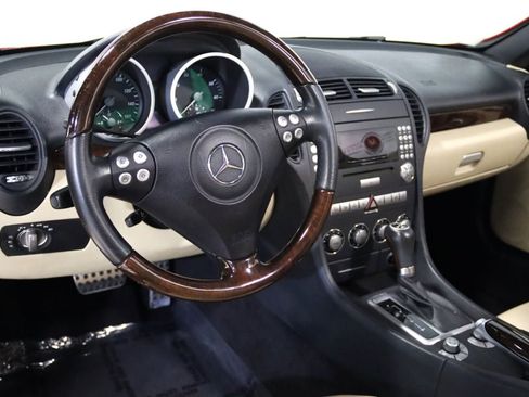 Used 2008 Mercedes-Benz SLK 350 image 40