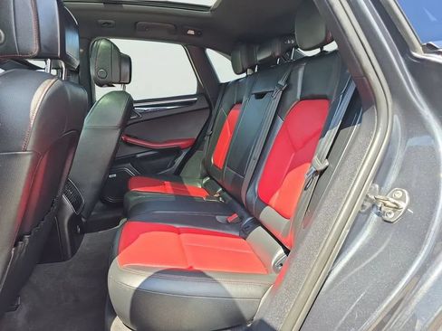 Used 2019 Porsche Macan AWD/4WD image 14