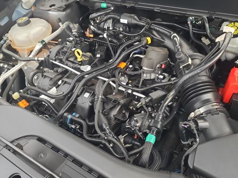 Used 2023 Ford Maverick Lariat w/ Equipment Group 500A Standard image 27