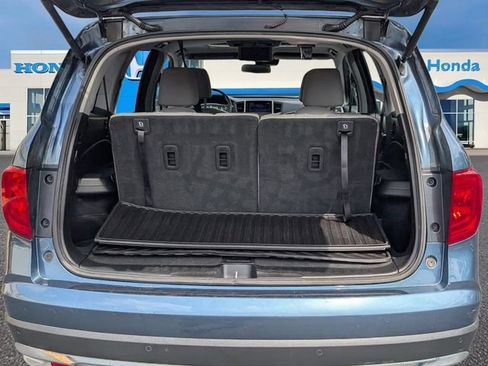 Used 2018 Honda Pilot Touring image 10