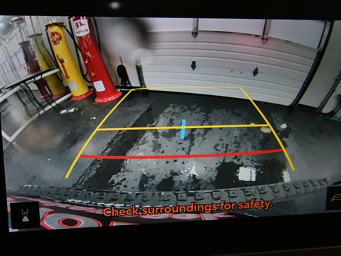 Used 2025 Toyota 4Runner SR5 image 17