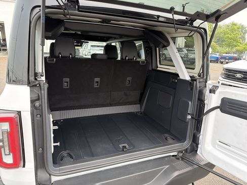 Used 2025 Ford Bronco Badlands AWD/4WD image 38