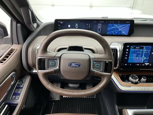 Used 2026 Ford Expedition Max King Ranch AWD/4WD image 16