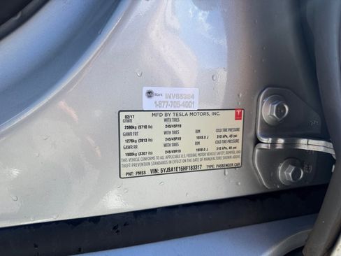 Used 2017 Tesla Model S 60 image 20