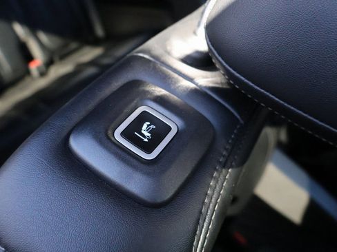 Used 2024 Jeep Wagoneer Series II image 15