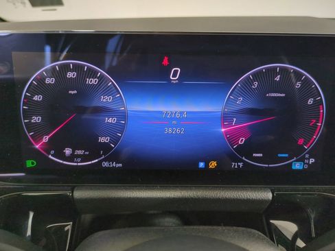 Used 2025 Mercedes-Benz GLA 250 GLA 250 image 32