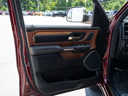 Used 2019 RAM 1500 Limited AWD/4WD image 16