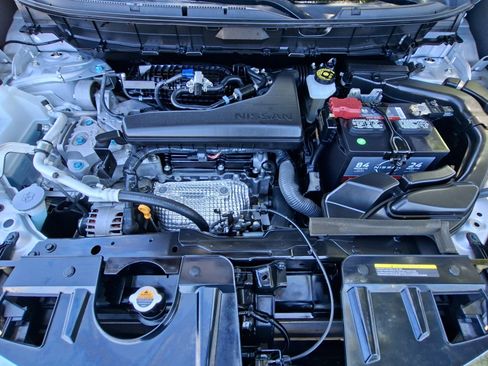 Certified 2020 Nissan Rogue SV image 23