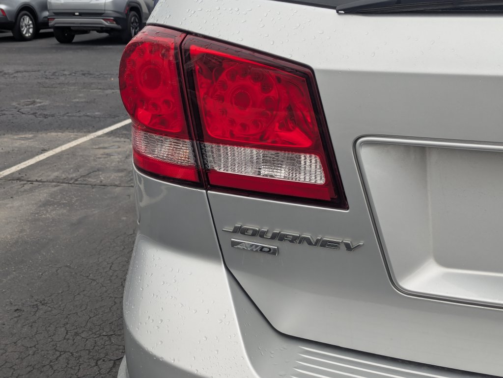 Used 2014 Dodge Journey R/T AWD/4WD image 8