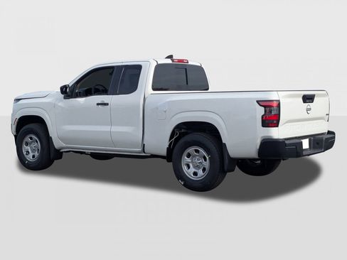 New 2026 Nissan Frontier S image 3