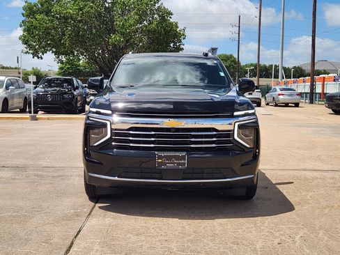 Certified 2025 Chevrolet Tahoe LT AWD/4WD image 3