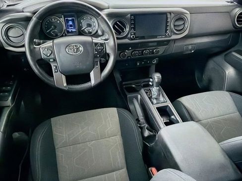 Used 2023 Toyota Tacoma TRD Sport AWD/4WD image 28