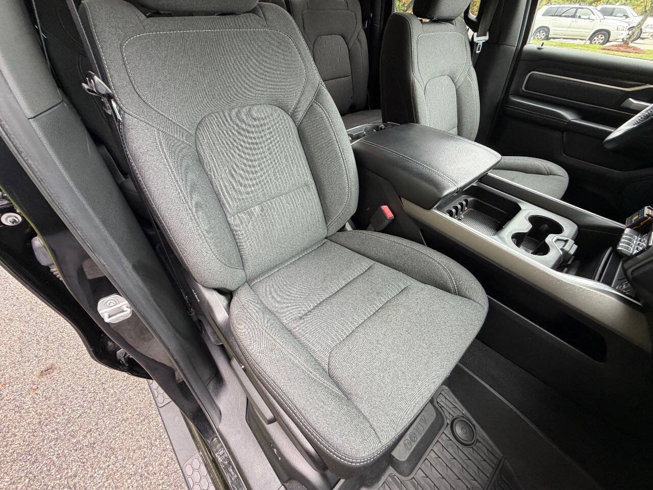 Used 2019 RAM 1500 Big Horn AWD/4WD image 15