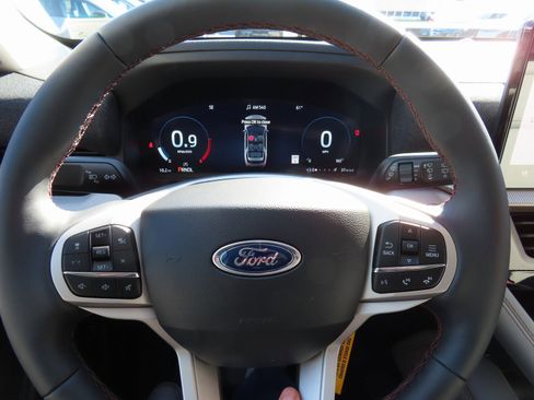 New 2026 Ford Explorer Active image 9