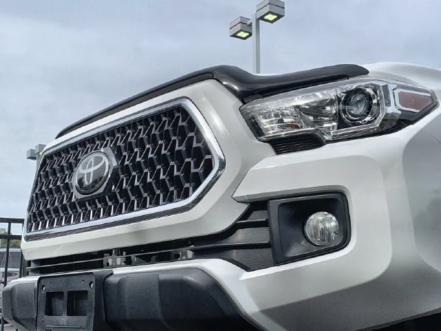 Certified 2019 Toyota Tacoma TRD Off-Road AWD/4WD image 45
