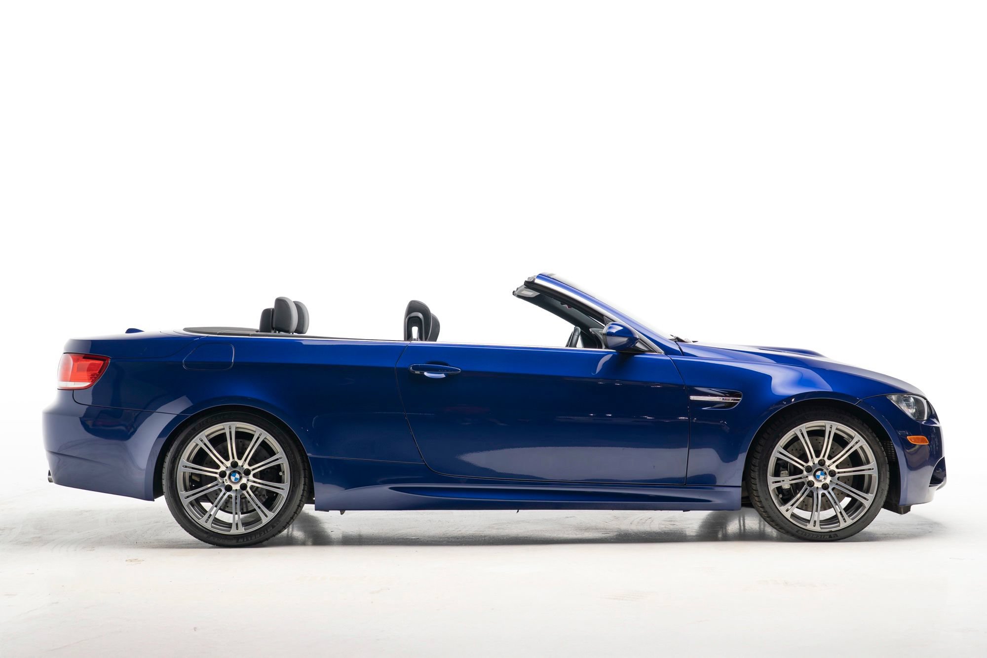 Used 2008 BMW M3 Convertible RWD image 8
