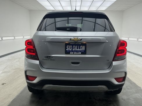 Used 2017 Chevrolet Trax LT w/ LT Convenience Package image 5