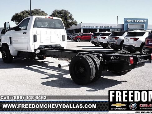 New 2023 Ford F150 LT image 5