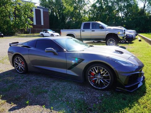 Used 2015 Chevrolet Corvette Stingray Coupe w/ 2LT Preferred Equipment Group RWD image 10