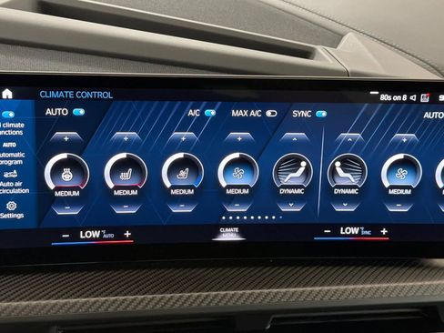 Used 2023 BMW XM AWD/4WD image 21