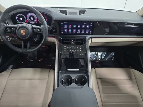 Certified 2025 Porsche Panamera 4 AWD/4WD image 13
