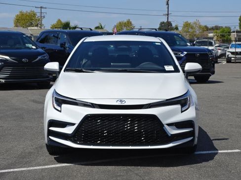 New 2026 Toyota Corolla SE FWD image 3