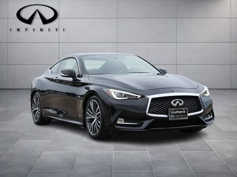 Used 2018 INFINITI Q60 3.0t Luxe w/ Cargo Package image 3