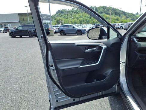 Used 2023 Toyota RAV4 XLE w/ Convenience Package AWD/4WD image 11