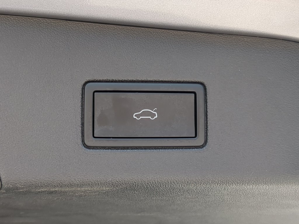Certified 2023 Volkswagen ID.4 S RWD image 10