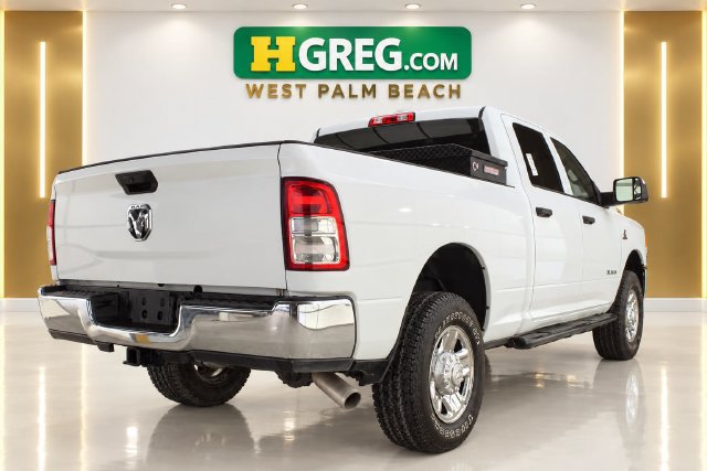 Used 2022 RAM 2500 Tradesman w/ Chrome Appearance Group AWD/4WD image 6