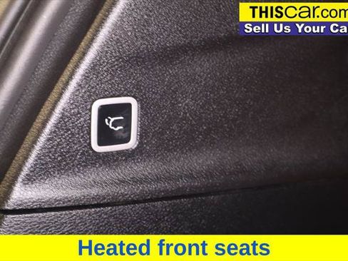 Used 2025 Chrysler Pacifica Pinnacle FWD image 34