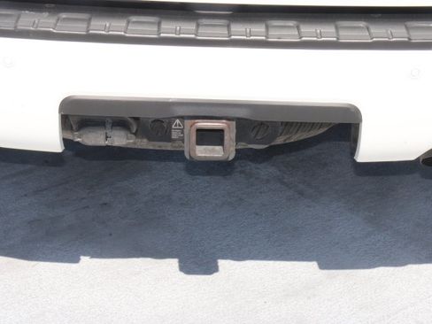Used 2017 Toyota Sequoia Platinum RWD image 5