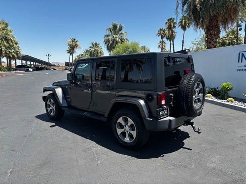 Used 2018 Jeep Wrangler Unlimited Sahara w/ Max Tow Package AWD/4WD image 7