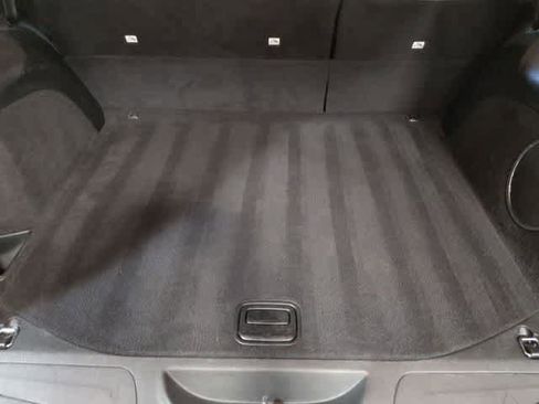 Used 2020 Jeep Grand Cherokee Limited w/ Luxury Group II image 34