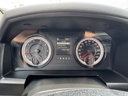 Used 2019 RAM 1500 Classic SLT AWD/4WD image 18