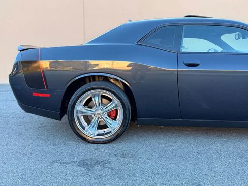 Used 2018 Dodge Challenger R/T Plus RWD image 19
